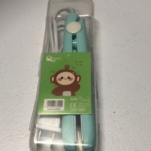 Mini Hair Straightener In Travel Case - New